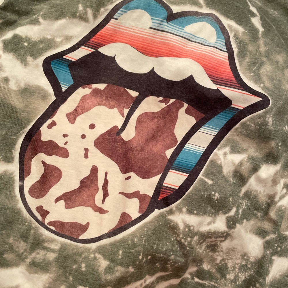 Turquoise Tongue Bleached Tee